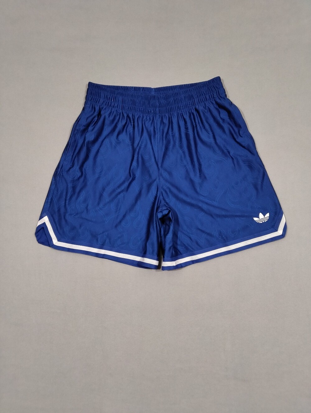 Adidas Originals Basketball Flame Print Loose Fit Unisex Casual Shorts Medium